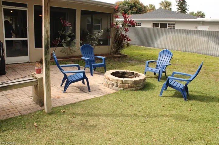 4221 19th PL SW, NAPLES FL 34116