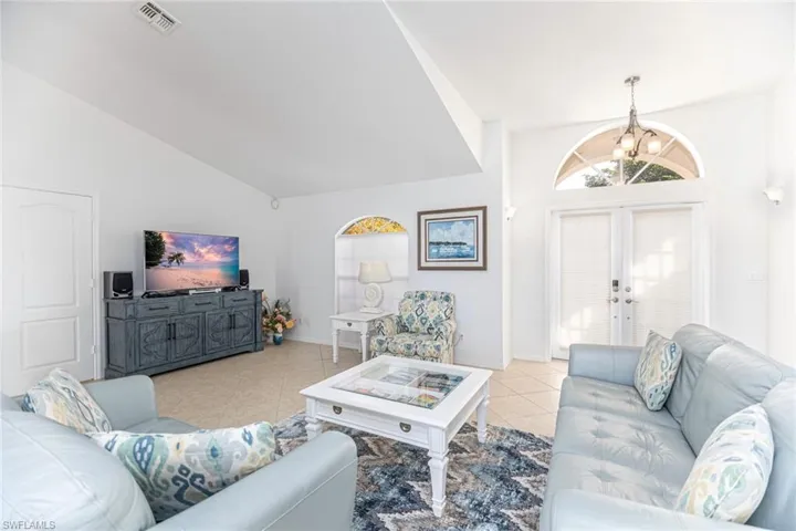 795 Briarwood Blvd, Naples, Florida 34104