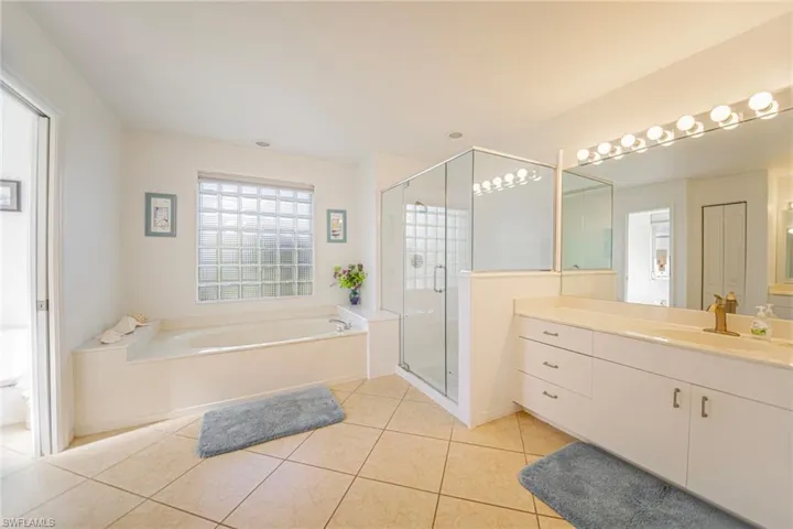 795 Briarwood Blvd, Naples, Florida 34104