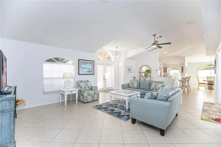 795 Briarwood Blvd, Naples, Florida 34104