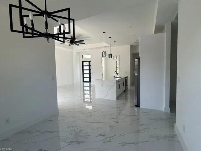 2894 43rd Ave Ne, Naples, Florida 34120