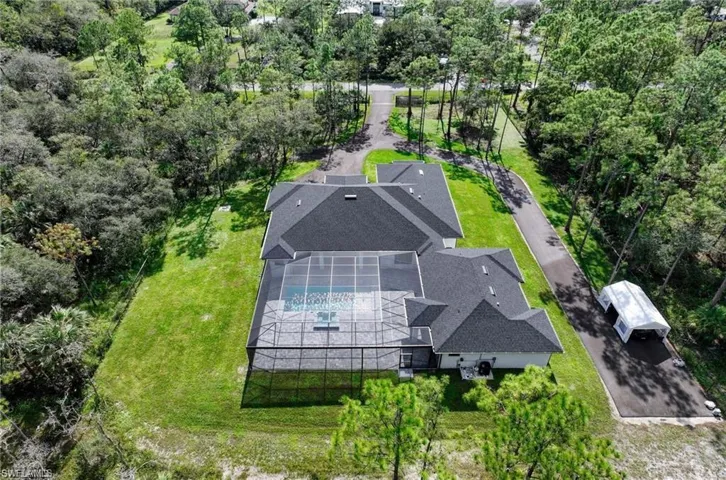 Bird's View of the Main and Guest House