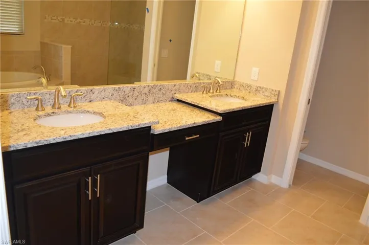 16176 Aberdeen Ave, Naples, Florida 34110