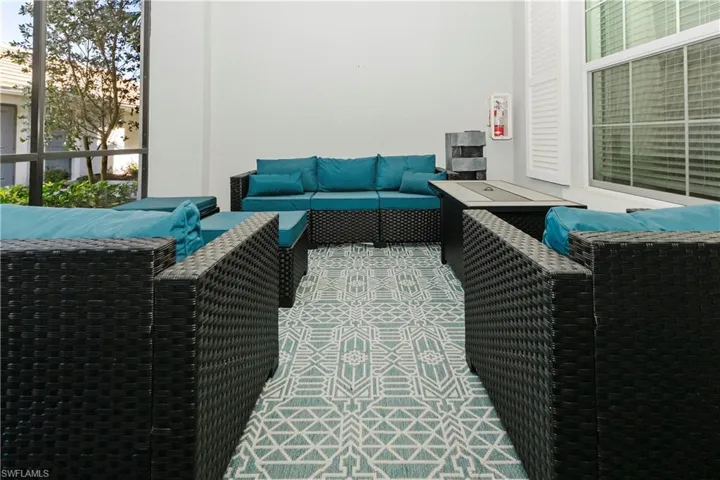 Front Lanai