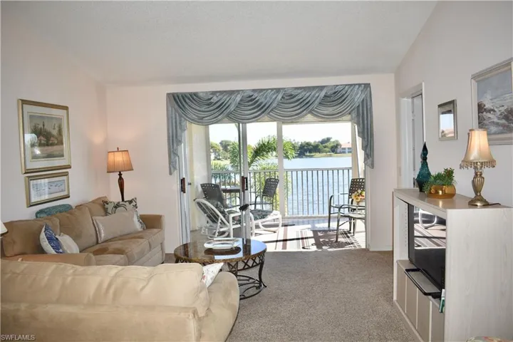 Large Living Area with Vaulted Ceiling