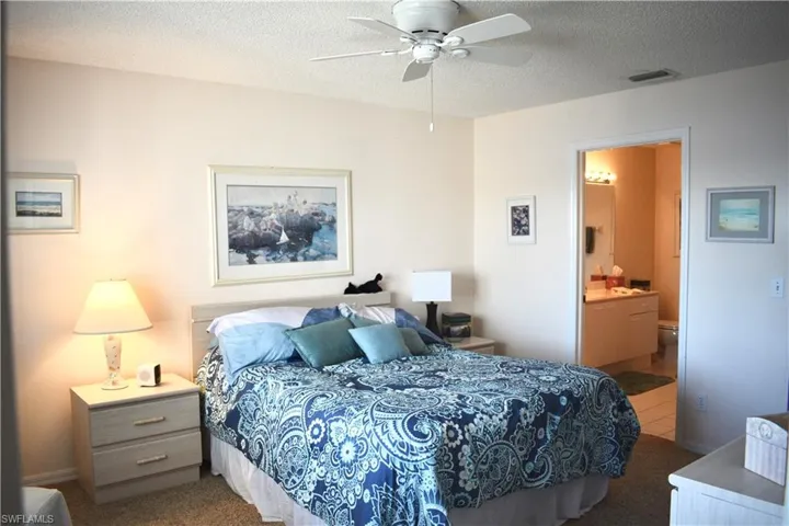 Main Bedroom with Bathroom Ensuite