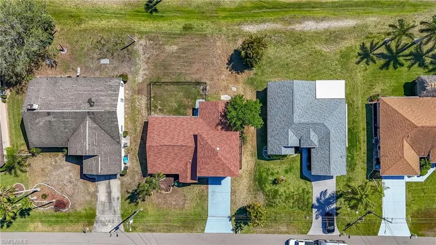 238 Se 9th Ter, Cape Coral, Florida 33990