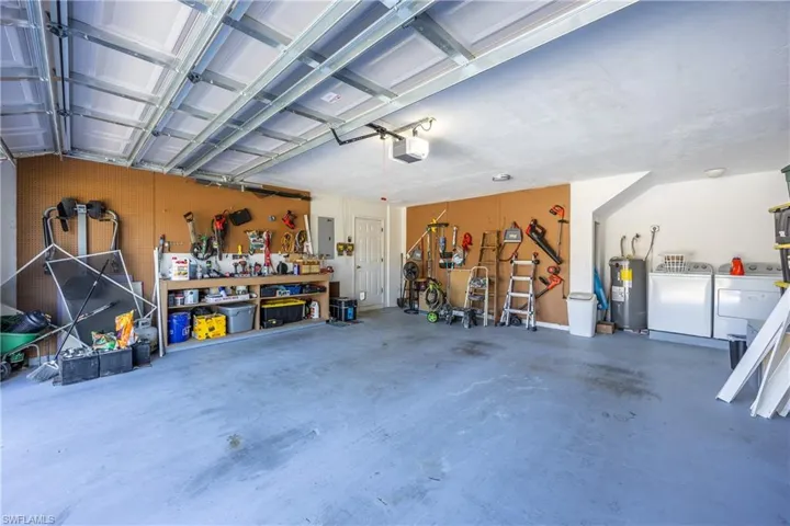 238 Se 9th Ter, Cape Coral, Florida 33990