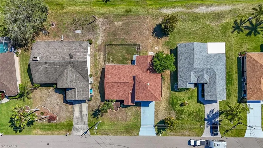 238 Se 9th Ter, Cape Coral, Florida 33990