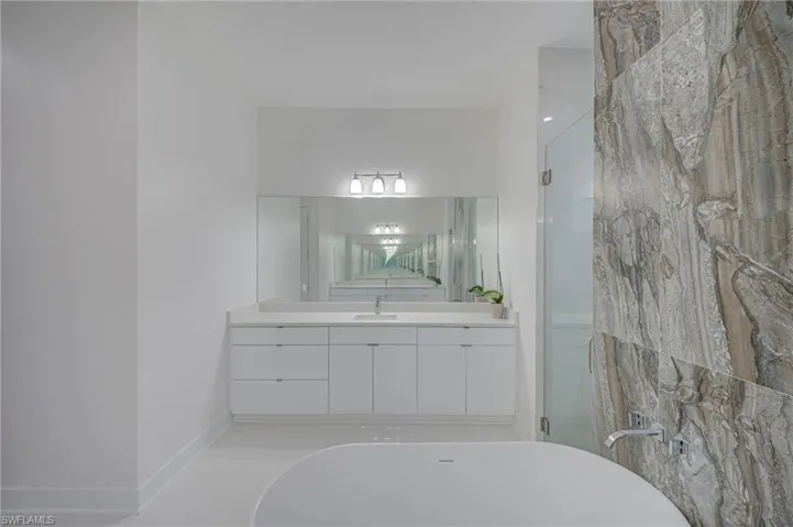 2662 36th Ave Se, Naples, Florida 34117