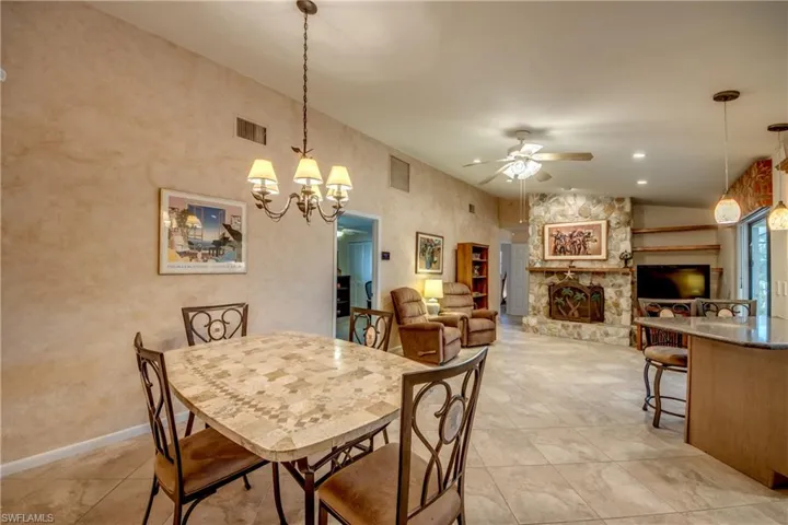 715 Se 33rd Ter, Cape Coral, Florida 33904