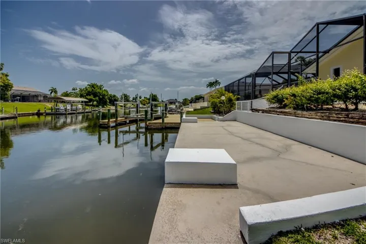715 Se 33rd Ter, Cape Coral, Florida 33904