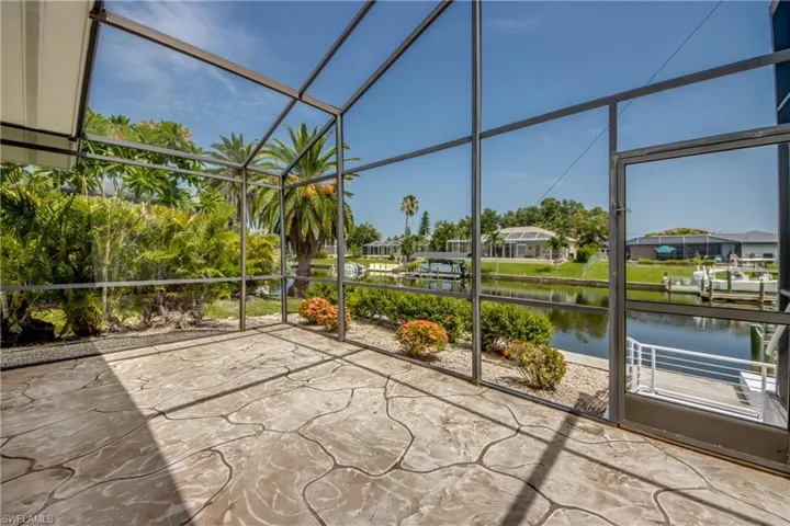 715 Se 33rd Ter, Cape Coral, Florida 33904
