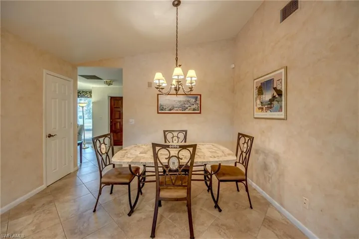 715 Se 33rd Ter, Cape Coral, Florida 33904