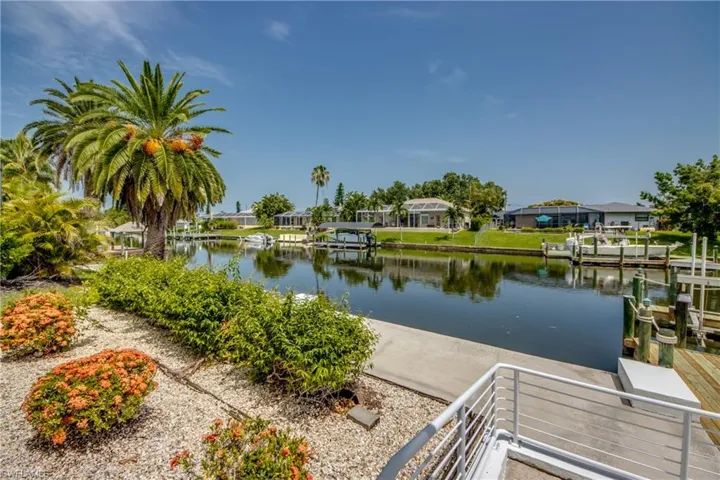 715 Se 33rd Ter, Cape Coral, Florida 33904