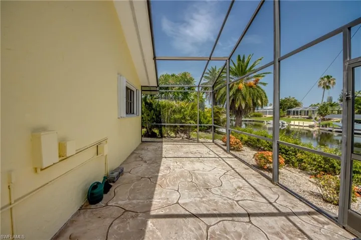 715 Se 33rd Ter, Cape Coral, Florida 33904