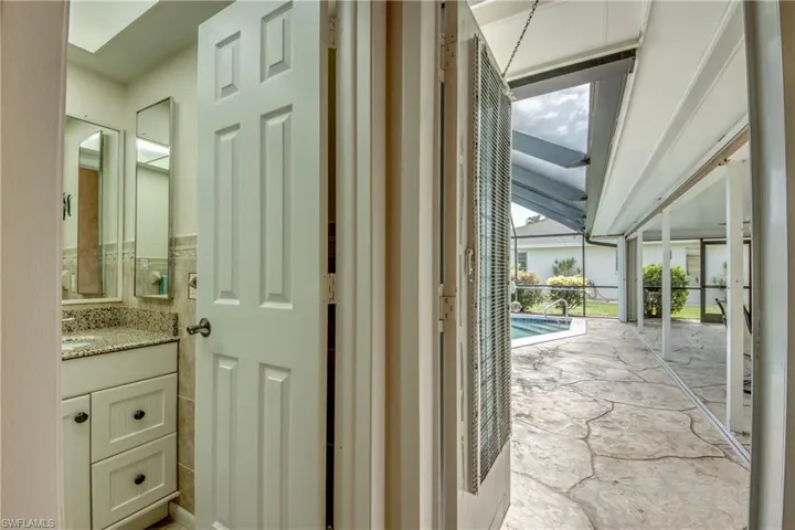 715 Se 33rd Ter, Cape Coral, Florida 33904