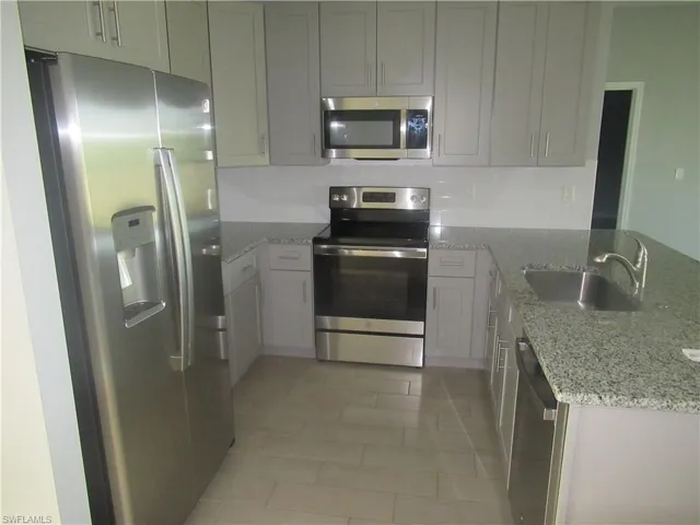 3241 NW 41st  PL, Cape Coral, FL 33993