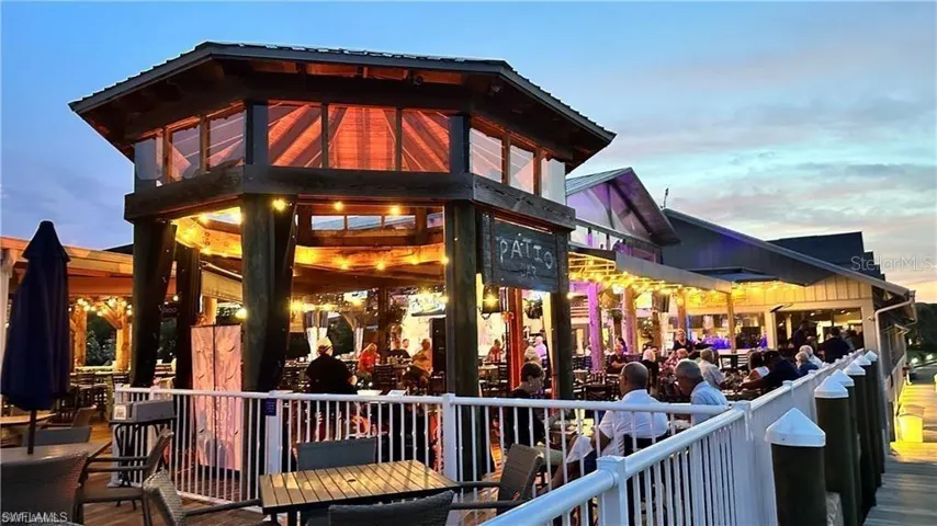 Cass Cay Restaurant Burnt Store Marina