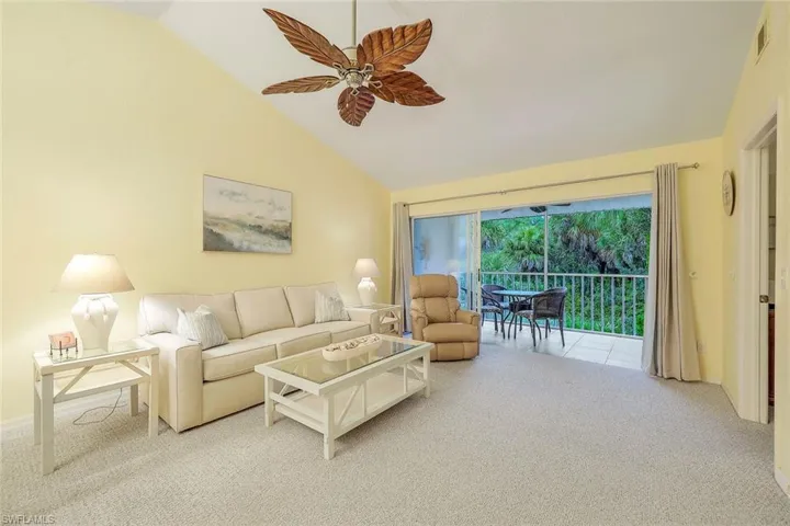 228  Belina  DR, Naples, FL 34104