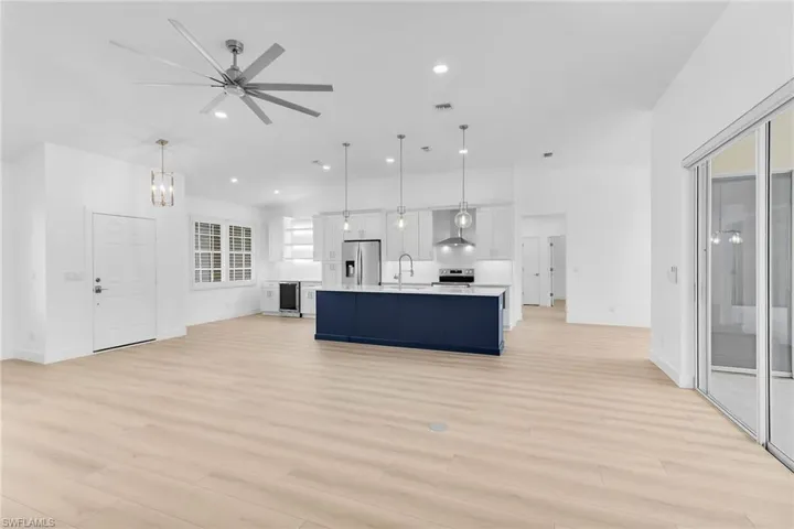 1813 Bahama Ave, Marco Island, Florida 34145