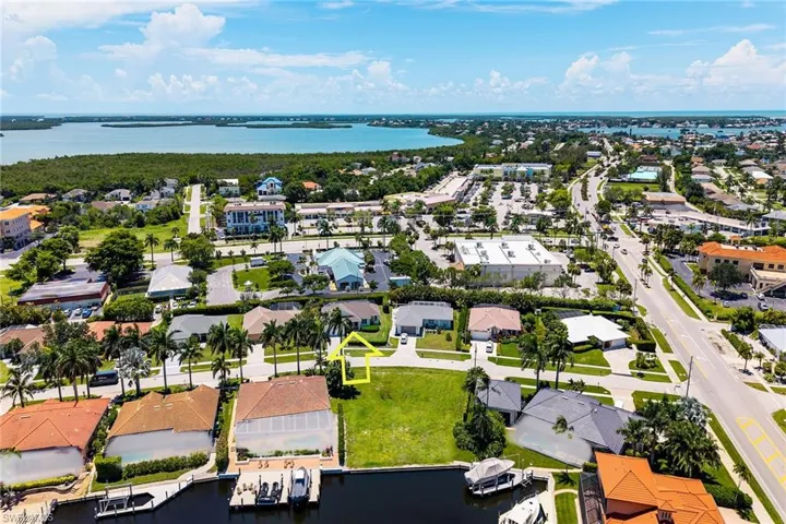 1813 Bahama Ave, Marco Island, Florida 34145