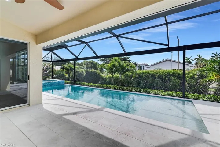 1813 Bahama Ave, Marco Island, Florida 34145