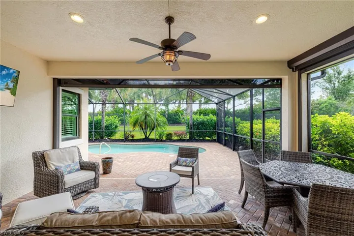 12759 Fairington Way, Fort Myers, Florida 33913