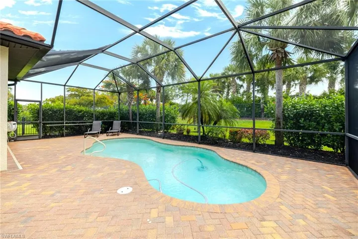 12759 Fairington Way, Fort Myers, Florida 33913