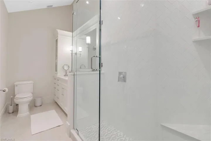 154 4th Ave N, Naples, Florida 34102