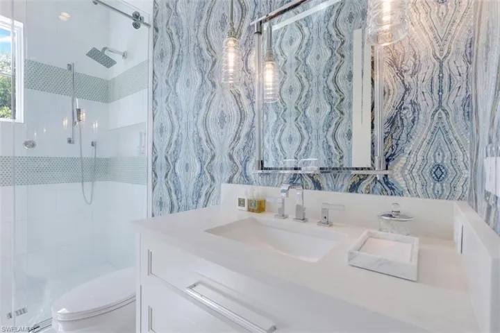154 4th Ave N, Naples, Florida 34102