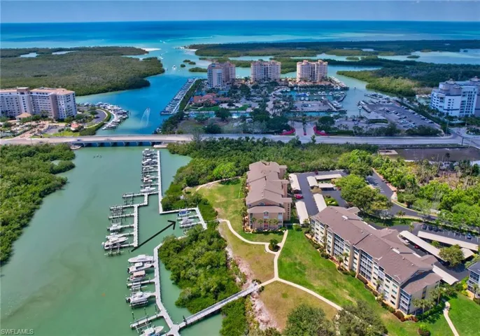 261b Wiggins Bay Dr, Naples, Florida 34110