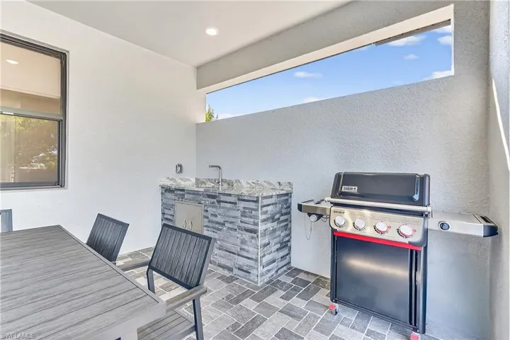 118 Nw 2nd Ave, Cape Coral, Florida 33993