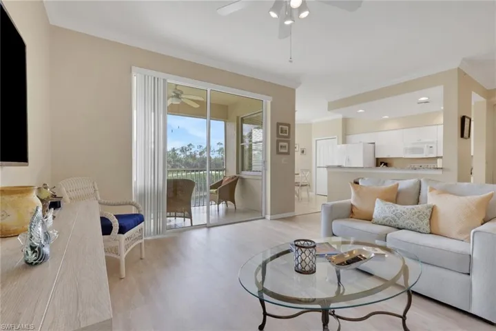 8680 Cedar Hammock Cir # 122, Naples, Florida 34112