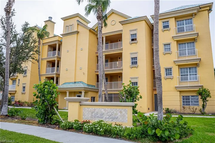 View of apartment building / complex