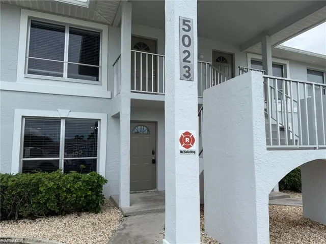 5023 Sw 16th Pl 101, Cape Coral, Florida 33914