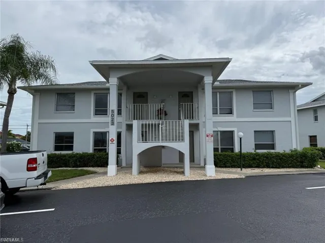 5023 Sw 16th Pl 101, Cape Coral, Florida 33914