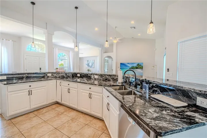 1807 Sw 48th Ln, Cape Coral Fl 33914