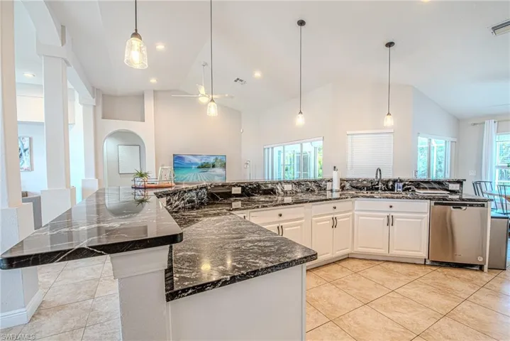 1807 Sw 48th Ln, Cape Coral Fl 33914