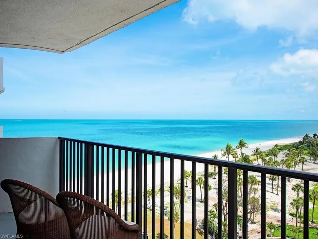4005  Gulf Shore N BLVD, Naples, FL 34103