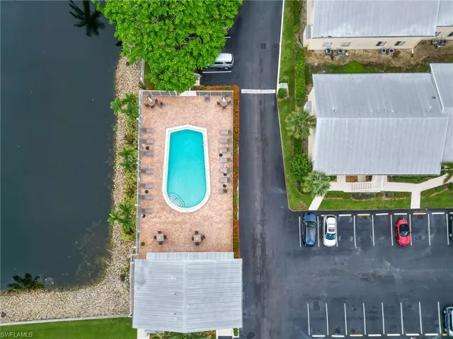 4625 Bayshore Dr D7, Naples, Florida 34112