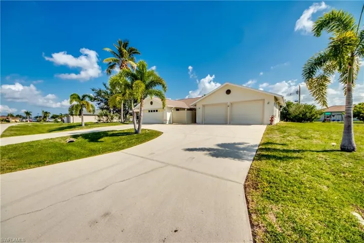 Fox Tail Palms, Circular Drive, TWO 2-Car Garages