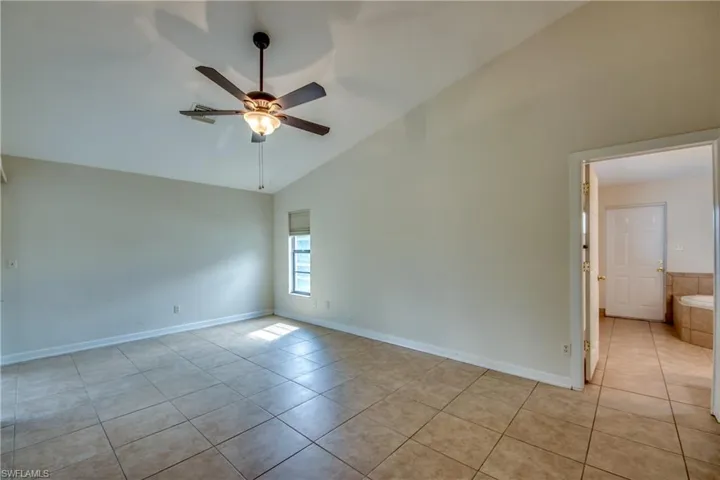 Large Owners' Suite with Door to Large Bathroom