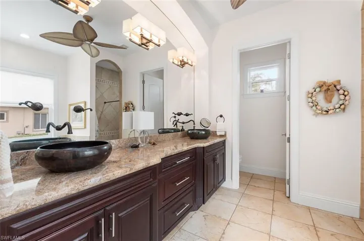 Tub, shower, duel sinks