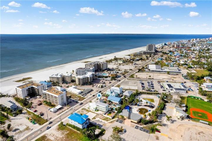 View showing short walk to beach with Margaritaville in Background