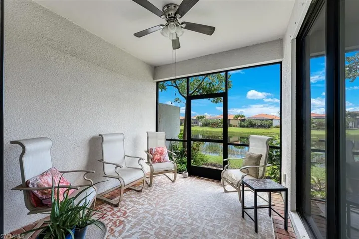 1427 Oceania Dr S, Naples, Florida 34113