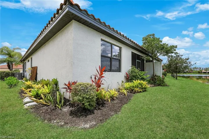 1427 Oceania Dr S, Naples, Florida 34113