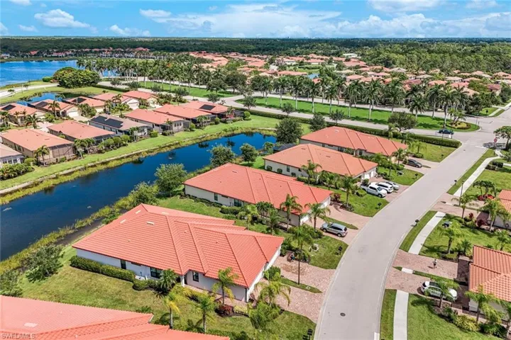 1427 Oceania Dr S, Naples, Florida 34113