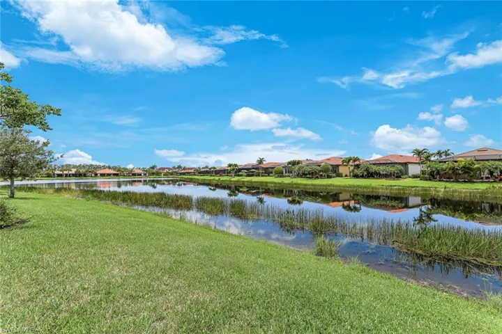 1427 Oceania Dr S, Naples, Florida 34113