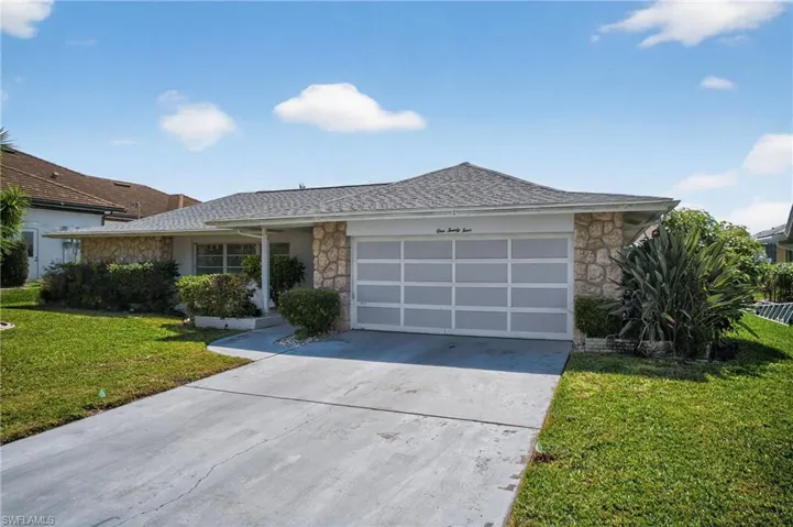 124 Sw 56th Ter, Cape Coral, Florida 33914